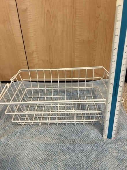 Photo of free Bathroom metal baskets and stands (Las Palmas Park, Sunnyvalr) #3