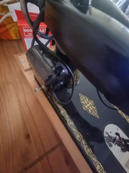 Photo of free Vintage Singer sewing machine (Kidlington OX5) #2