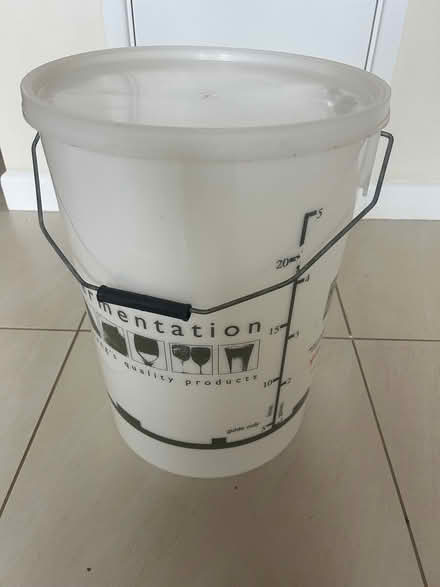 Photo of free 5 litre fermentation bin (Harpenden AL5) #1