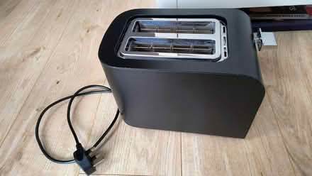 Photo of free Black Toaster (CT8) #1