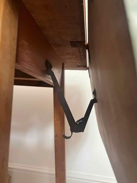 Photo of free Light green Formica drop leaf table (damaged) (Portslade Village BN41) #3