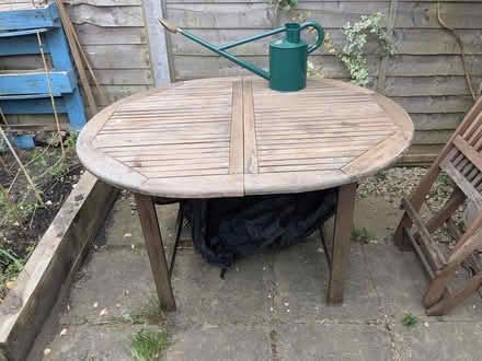 Photo of free Extendable garden table (Hackbridge) #2