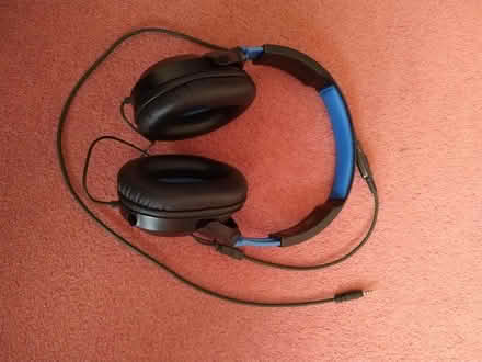 Photo of free Turtle Beach Gaming Headset (B90 shirley) #1