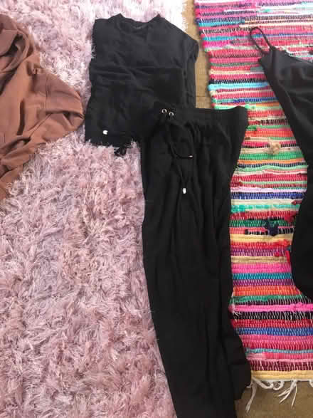 Photo of free Womens size 10 bundle (EN7) #3