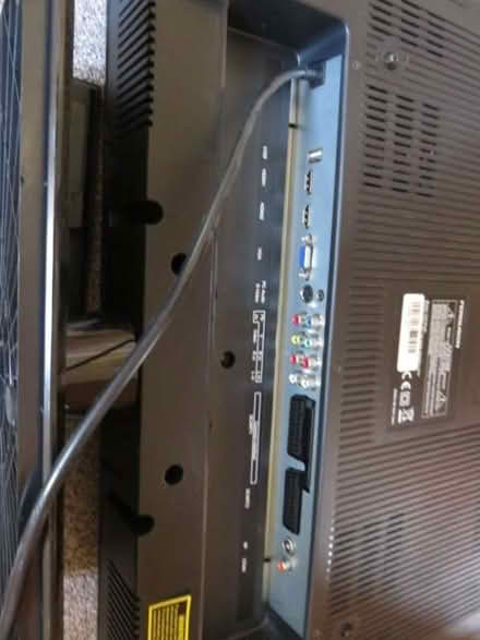 Photo of free 32 inch LCD telly, no sound! (Hook-a-Gate SY3) #3