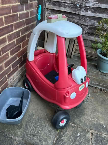 Photo of free Kids ride-in car (Welwyn Garden City AL7) #1