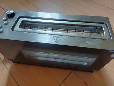 Photo of free Von chef glass toaster (faulty) (East Croydon CR0) #1