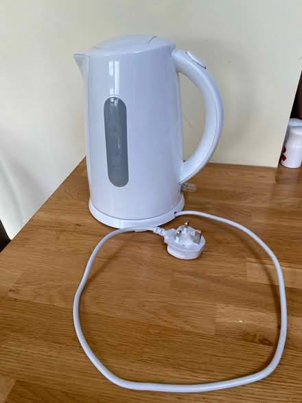 Photo of free Kettle (Great Barr B437LA) #1