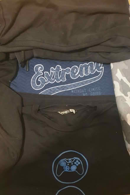 Photo of free Boys clothes 8-11 yrs (Fox Hollies B28) #1