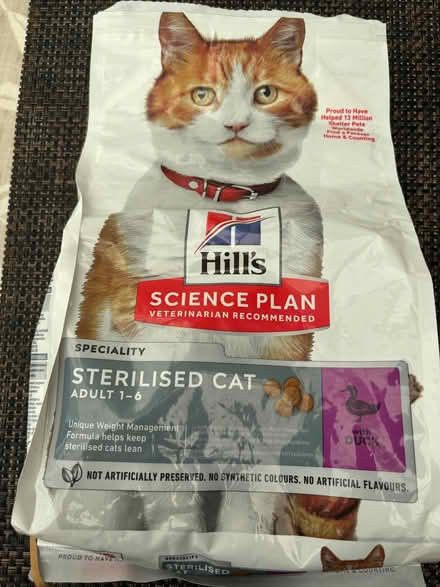Photo of free Half a bag of Hill's Science Plan cat food (Hurdsfield SK10) #1