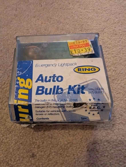 Photo of free Auto bulb kit (Wokingham RG41) #1