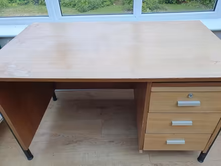 Photo of free Wooden desk (Carlton NG3) #1