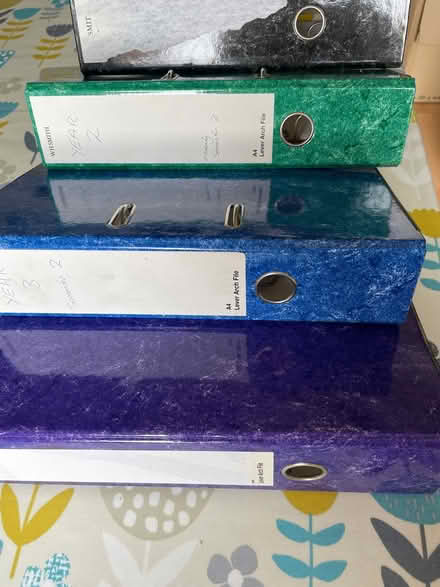 Photo of free 4 lever arch photos (Hatch Warren RG22) #2