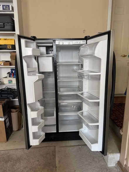 Photo of free Refrigerator (19711) #2