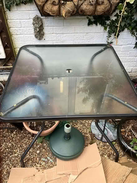 Photo of free Glass table (Basingstoke) #1