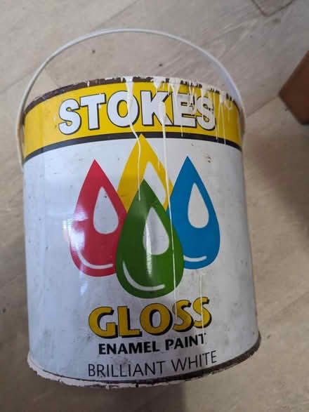 Photo of free Gloss enamel paint, white (Meersbrook S8) #1