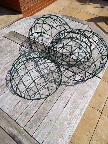 Photo of free Hanging baskets and wall baskets etc (Bransford WR6) #2