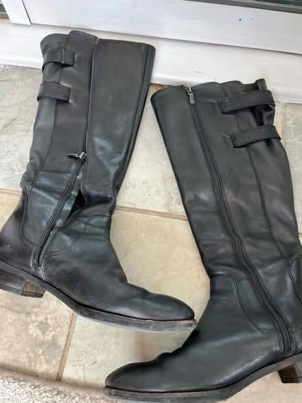 Photo of free Clarks size 5 knee high Leather boots (Peachcroft OX14) #1