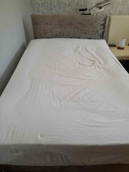 Photo of free Bed (Paisley PA2) #2