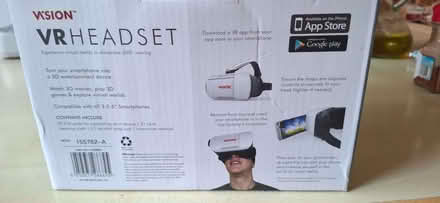 Photo of free VR Headset that links to smartphone to watch 3D movies (Long Crendon HP18) #3