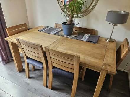 Photo of free Extendable oak table (Crawley) #1