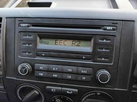 Photo of free VW T5 RCD200 Stereo (Sarisbury Green SO31) #1