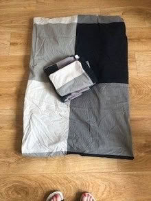 Photo of free 2 x Single Duvet covers (Beaconsfield HP9) #1