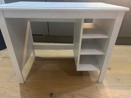 Photo of free Desk (Wembley) #1
