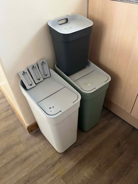 Photo of free 3 Tier Bin System (SE11) #1
