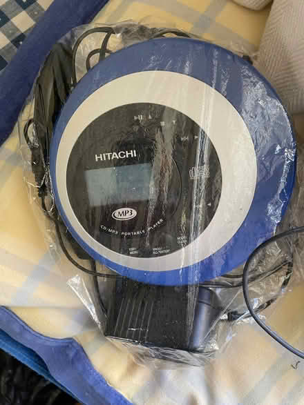 Photo of free MP3 player and cables (Bletchingdon OX5) #1