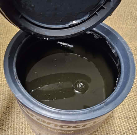 Photo of free Masonry paint (Black) (Bilton HG1) #2