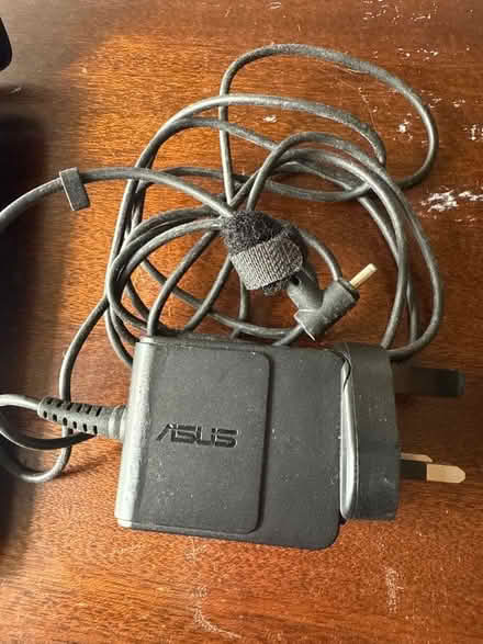 Photo of free Asus T200T (Warden Hill GL51) #4