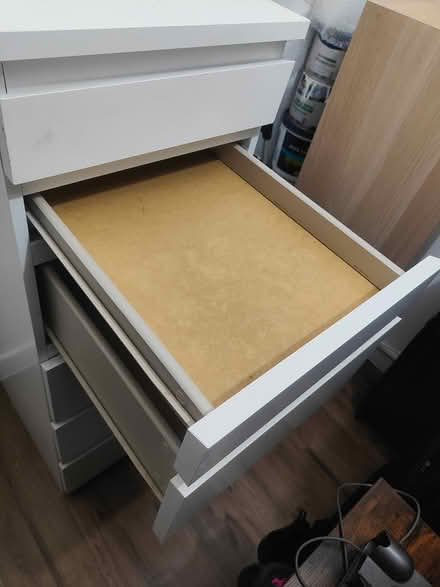 Photo of free Chest of 6 drawers (Woolwich SE18) #4