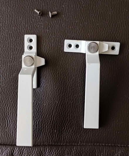 Photo of free 2 Window Handles (Harlington UB3) #1