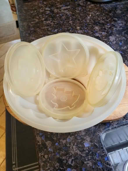 Photo of free Jello Dish (Winston Churchill & Dundas) #1