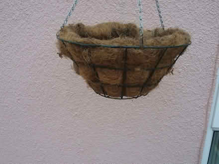 Photo of free Hanging Basket with Lining (16 inch/40 cm diameter) (Roe Green AL10) #2