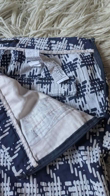 Photo of free Zara trousers size 8 broken zip (NR2) #4