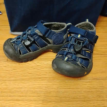 Photo of free Keen Sandals Toddler Size 8 (Darien) #2