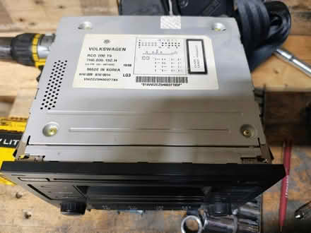 Photo of free VW T5 RCD200 Stereo (Sarisbury Green SO31) #2