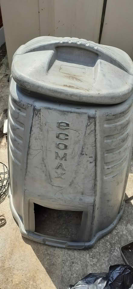 Photo of free Compost bin (Little Lever, Bolton BL3) #1