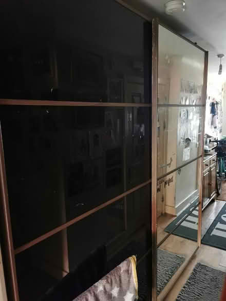 Photo of free Big wardrobe, sliding doors (Woodside CR0) #4