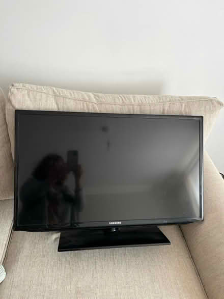 Photo of free 30" Samsung TV (CT14) #1
