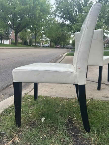Photo of free 3 dining chairs from crate & barrel (hinsdale) #3