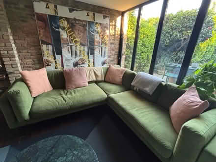 Photo of free Green corner sofa (SE11 Kennington) #1
