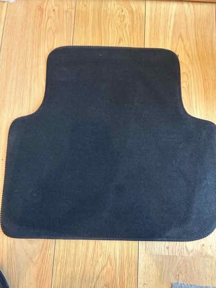 Photo of free VW Tiguan R-line car matts (2017) (DA3) #3