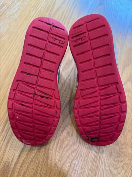 Photo of free Child’s trainers with velcro (Woodley RG5) #2