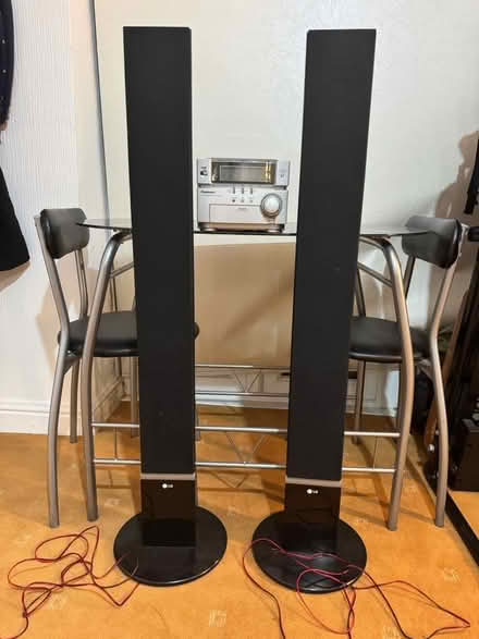 Photo of free LG Speakers And Panasonic CD Stereo (BD8) #3