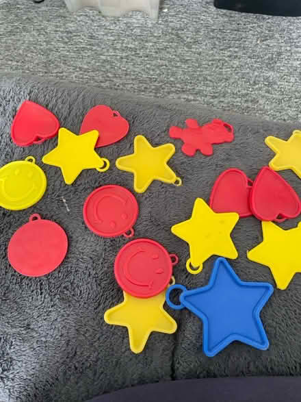 Photo of free Plastic balloon weights new (Welling) #1