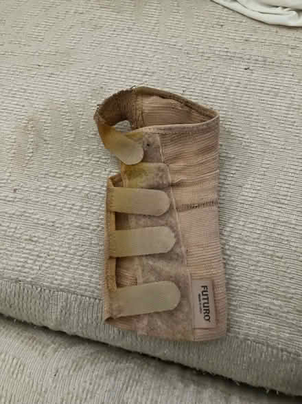 Photo of free Wrist brace (Crestwood, NW DC) #2