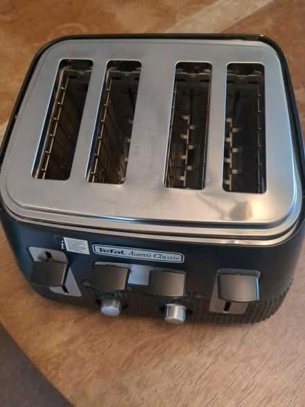 Photo of free working toaster (RG4) #1
